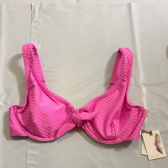 Jessica Simpson Pink Scalloped Underwire Bikini Top – Barbiecore Swimwear Size M - Picture 1 of 7